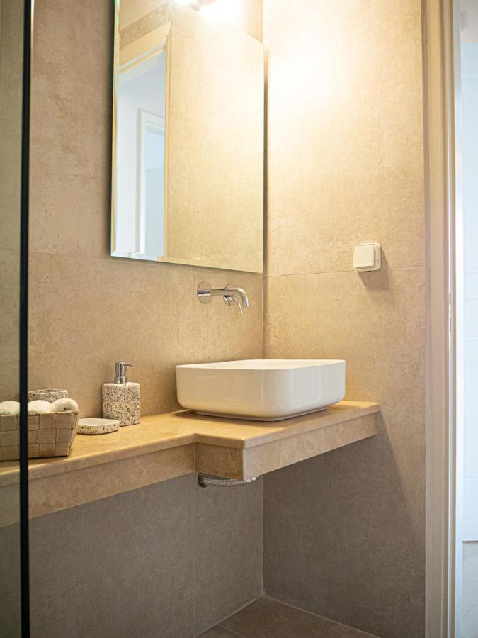 Dionysia Premium Suites 阿尔戈斯托利翁 外观 照片