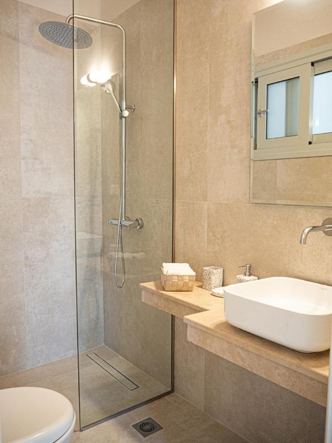 Dionysia Premium Suites 阿尔戈斯托利翁 外观 照片